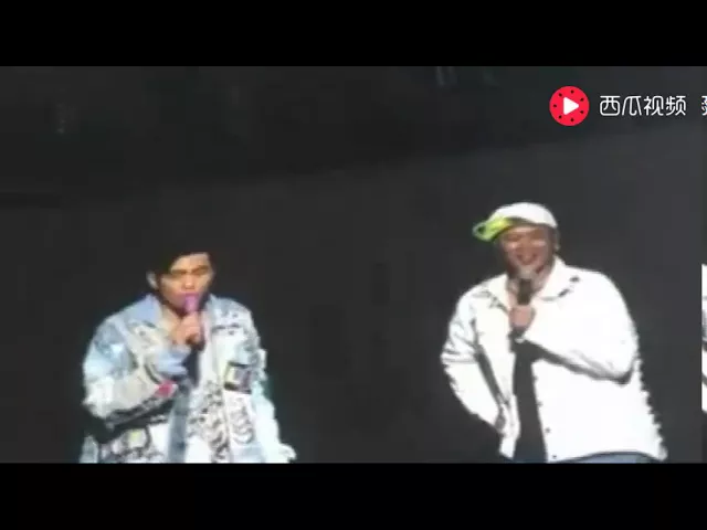 感人!周杰伦悉尼演唱会又上演求婚桥段